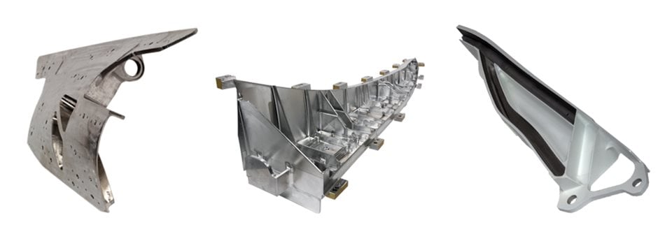 strut   reverser   nacelle 